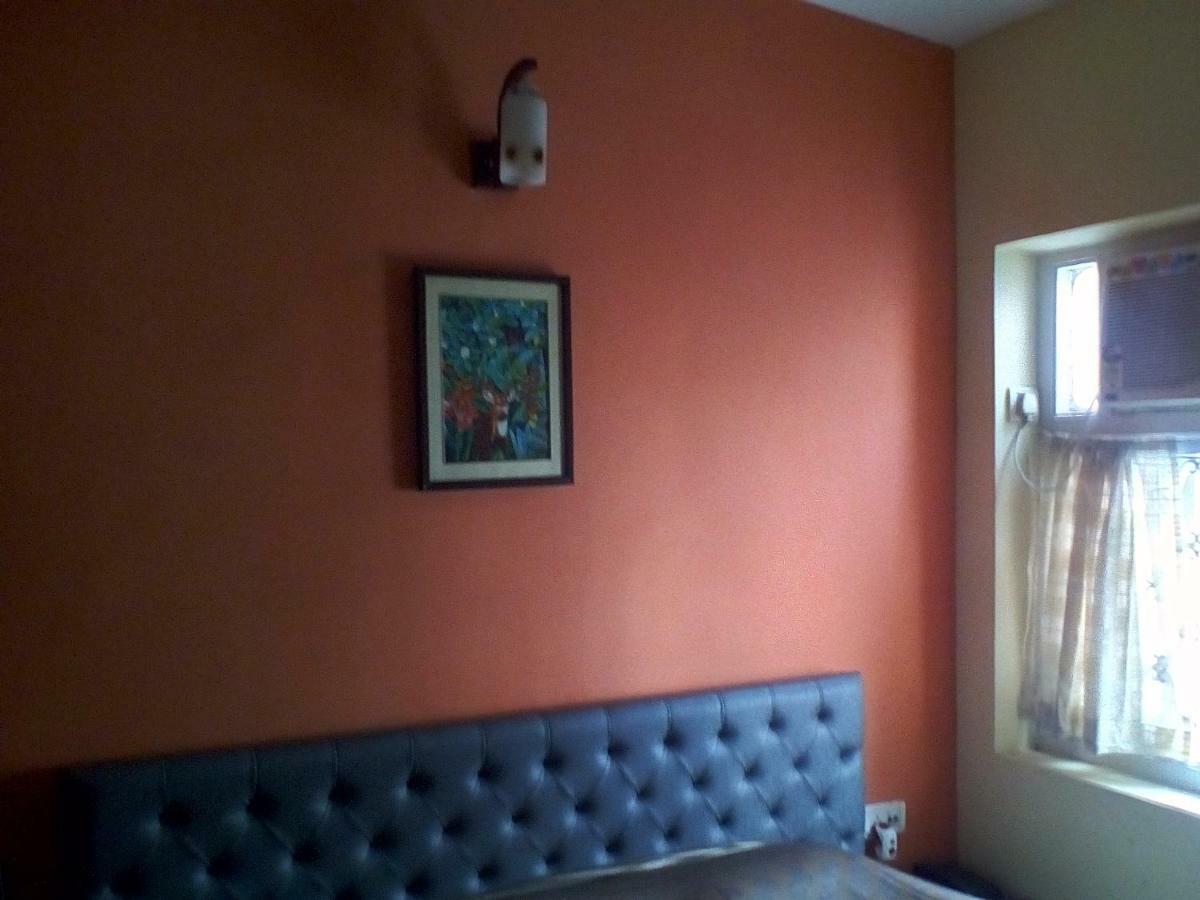 Om Sai Villa Guesthouse كولكاتا المظهر الخارجي الصورة